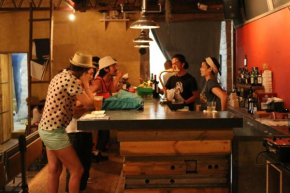 Kamp Houkan-cho Backpacker's Inn & Lounge